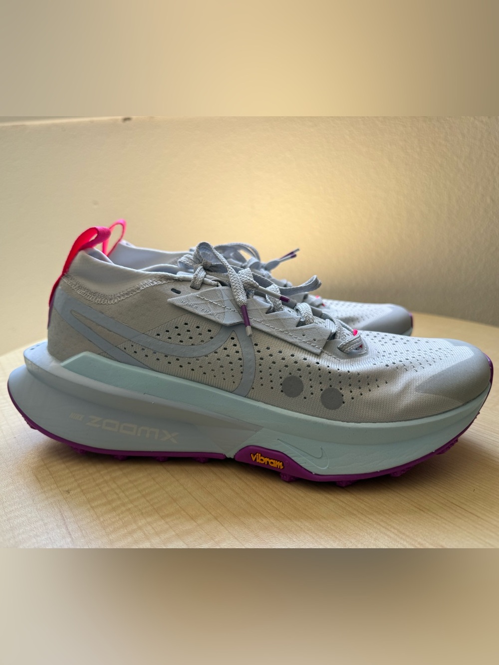 Nike Zegama Trail 2 in Women’s 9.5, Men’s 8 - Picture 3 of 14